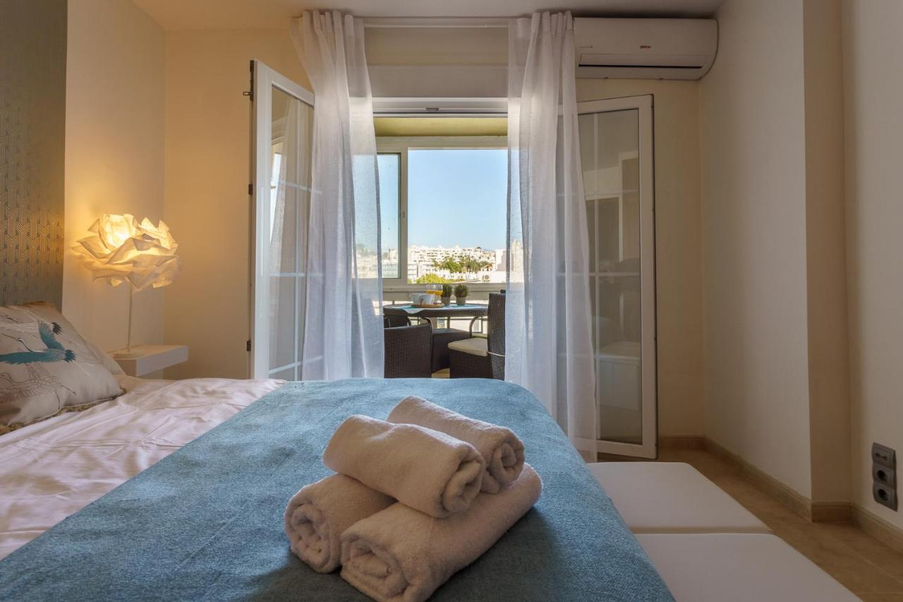 Malagasuite Carihuela Seaviews ตอร์เรโมลิโนส ภายนอก รูปภาพ