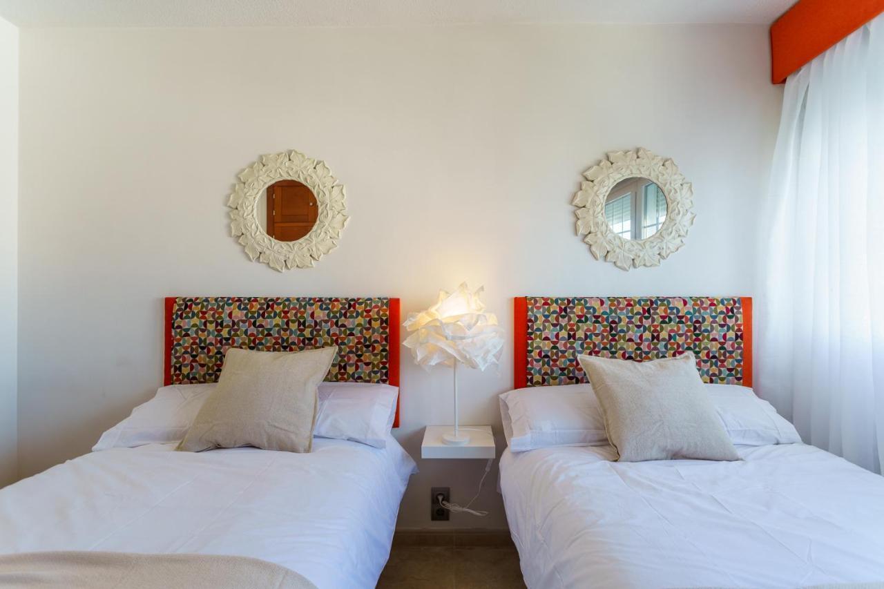 Malagasuite Carihuela Seaviews ตอร์เรโมลิโนส ภายนอก รูปภาพ