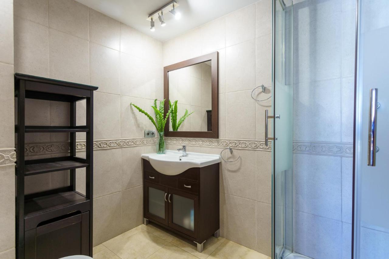 Malagasuite Carihuela Seaviews ตอร์เรโมลิโนส ภายนอก รูปภาพ